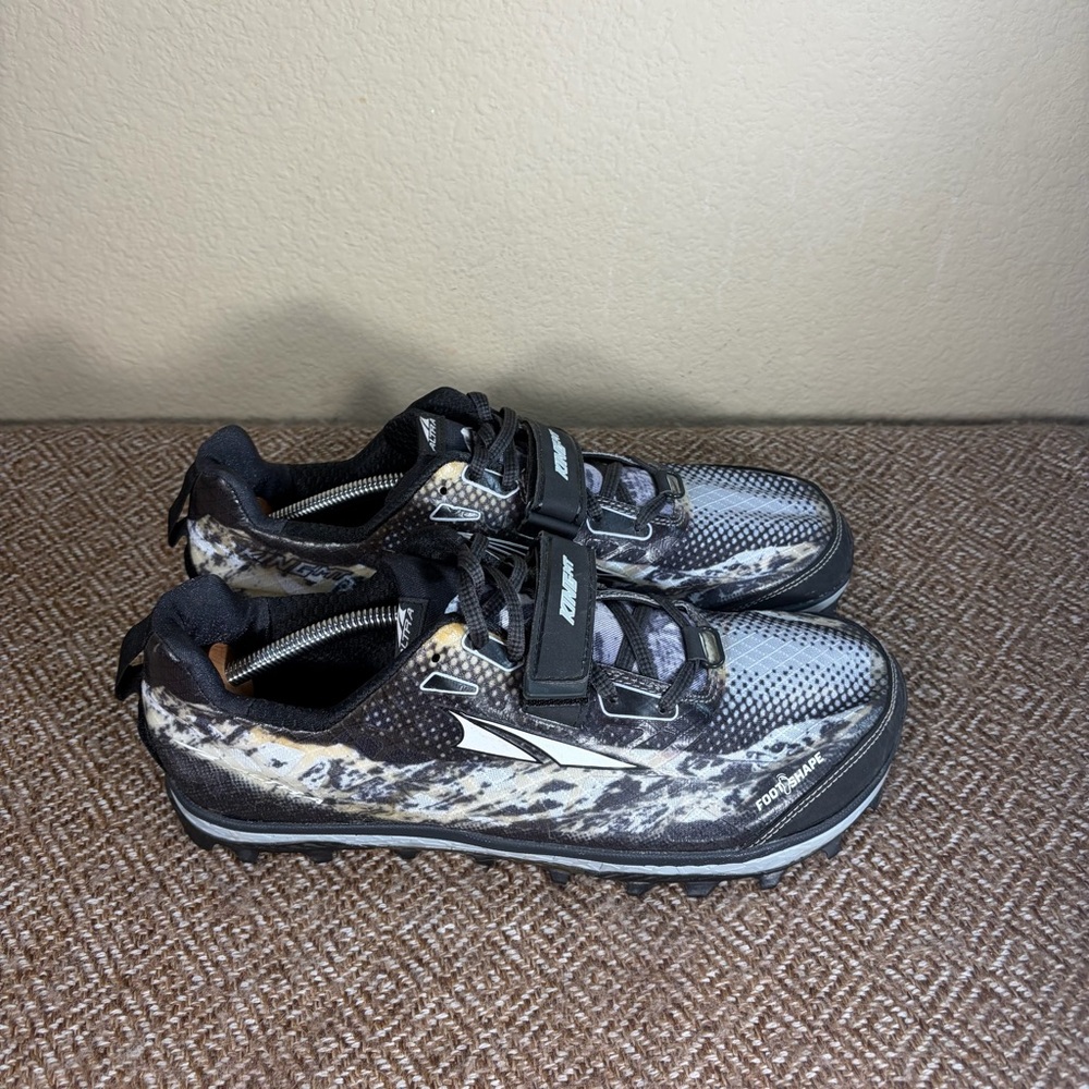Altra King MT Women’s Sz 11 Trail Running Hiking Shoes Zero Drop Gaiter Vibram